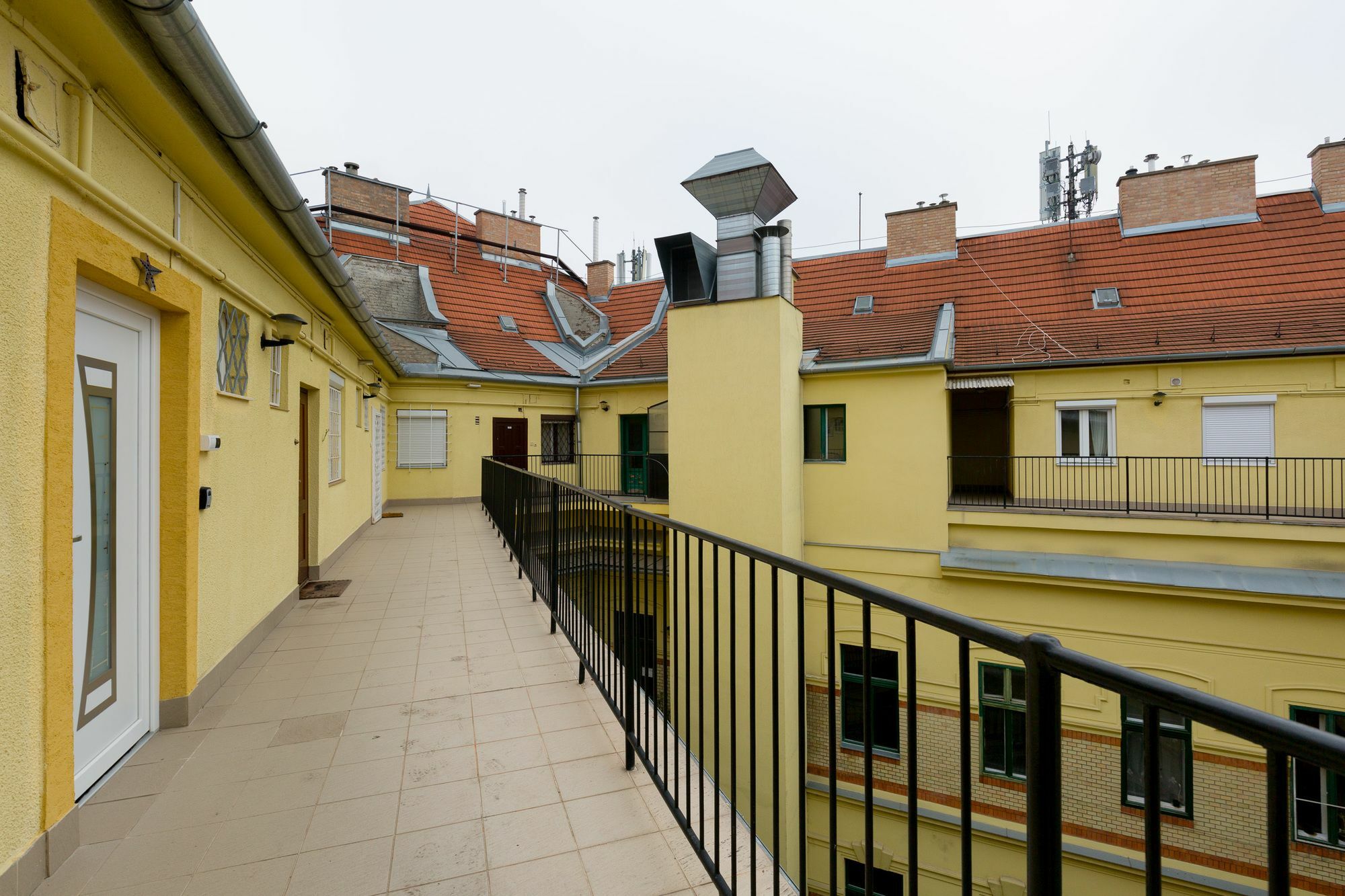 Bpm-Apartment Top Five Budapest Exteriör bild